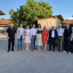 Kundgebung mit Ilse Aigner auf dem Auerhof