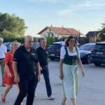 Kundgebung mit Ilse Aigner auf dem Auerhof